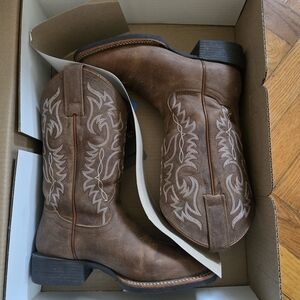 Shyanne Embroidered Brown Cowboy Boots